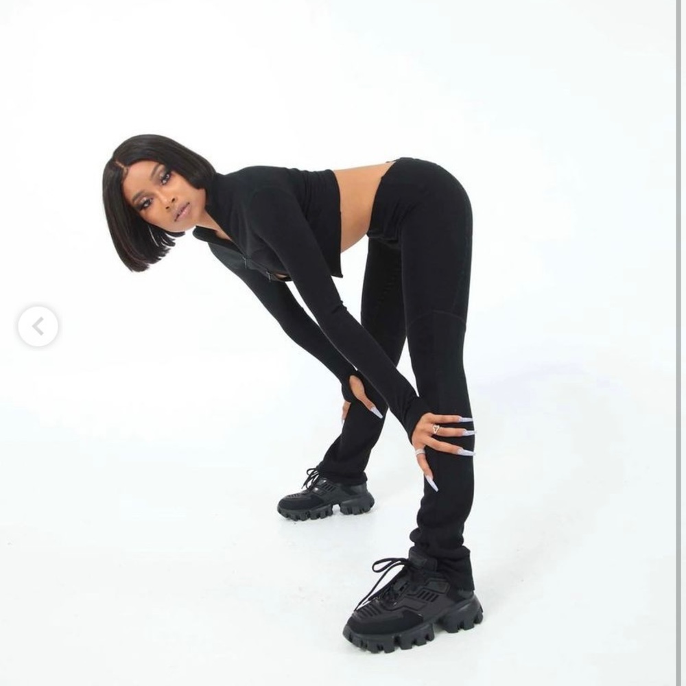 Matte Brand Frame Set BLACK